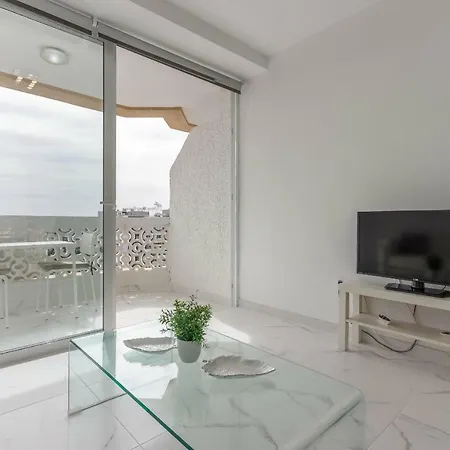 Playa Honda 1a008 Апартаменти *