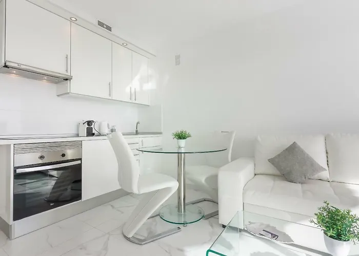 Playa Honda 1a008 Apartment